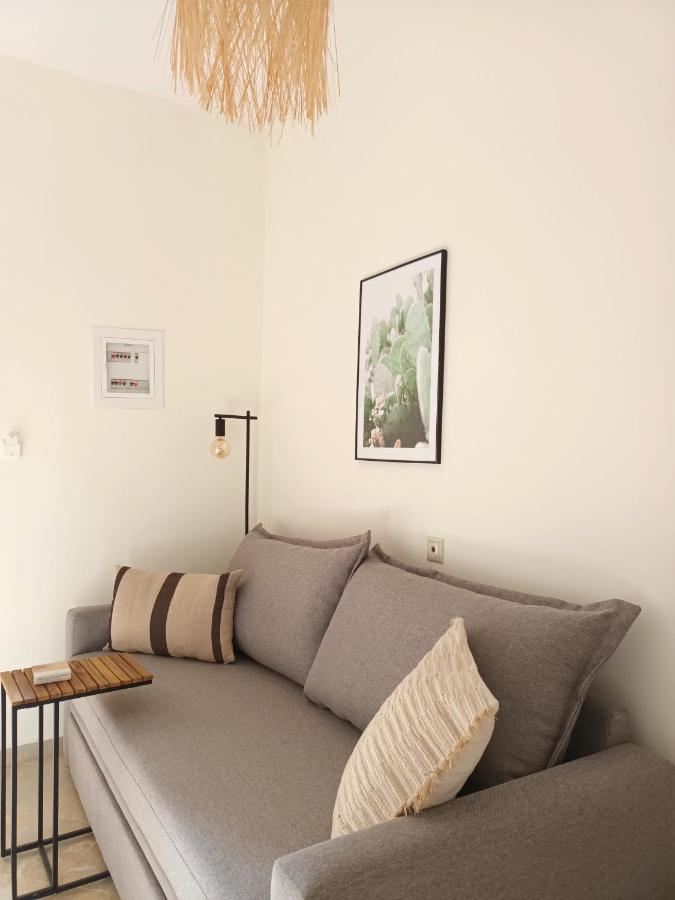 Kir-yiannis Stonehouse @areopoli Areopoli